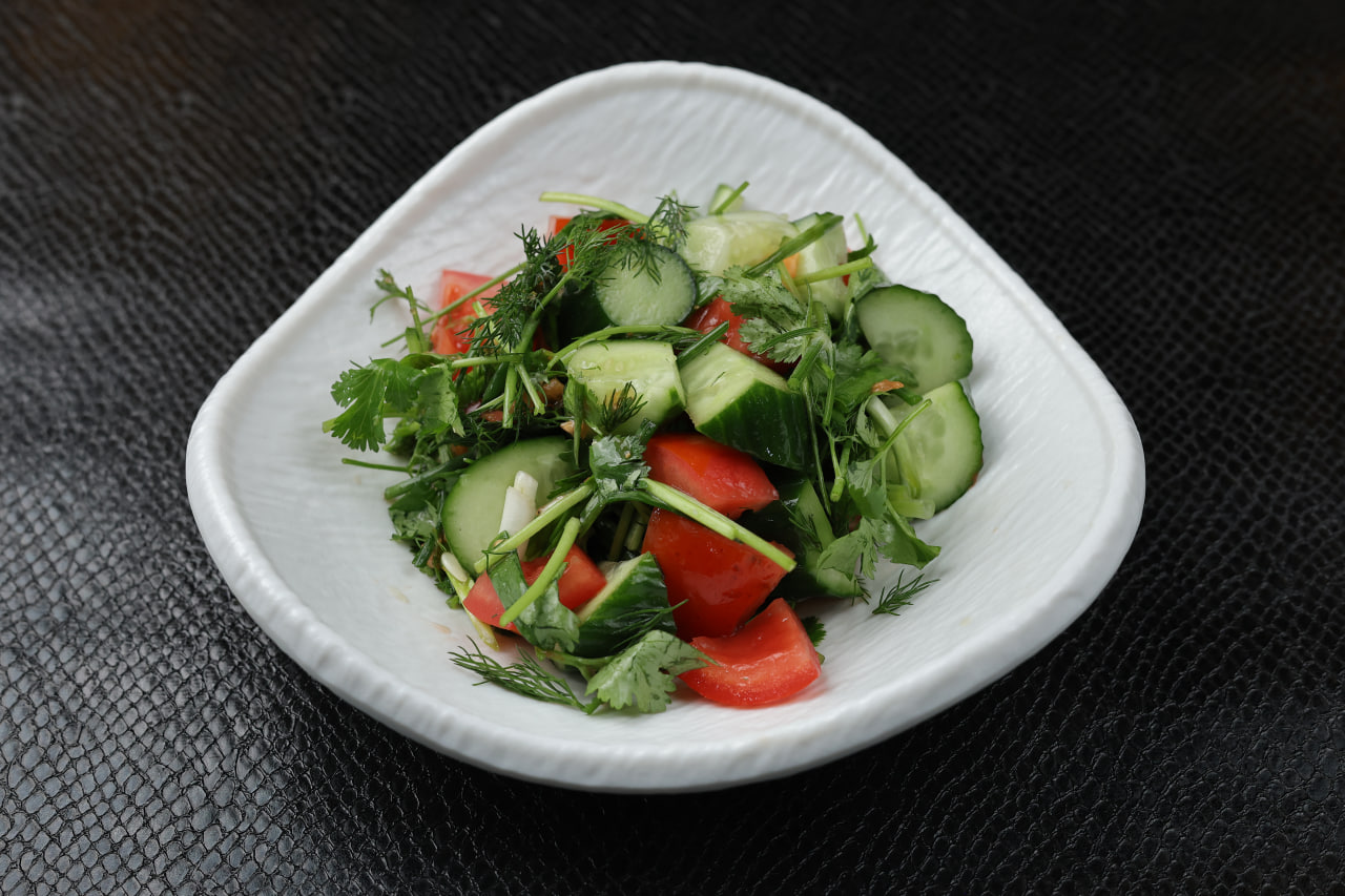Svejiy salat
